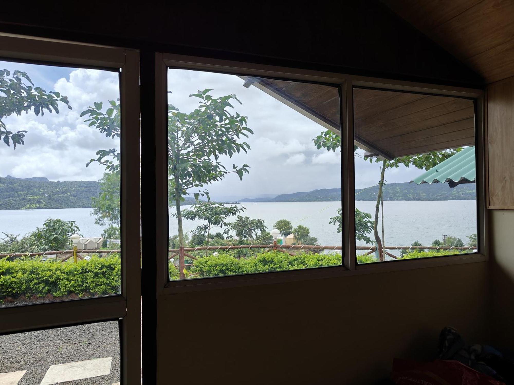Shelby Pawana Lake Cottages & Camping Tents Lonavala Ngoại thất bức ảnh