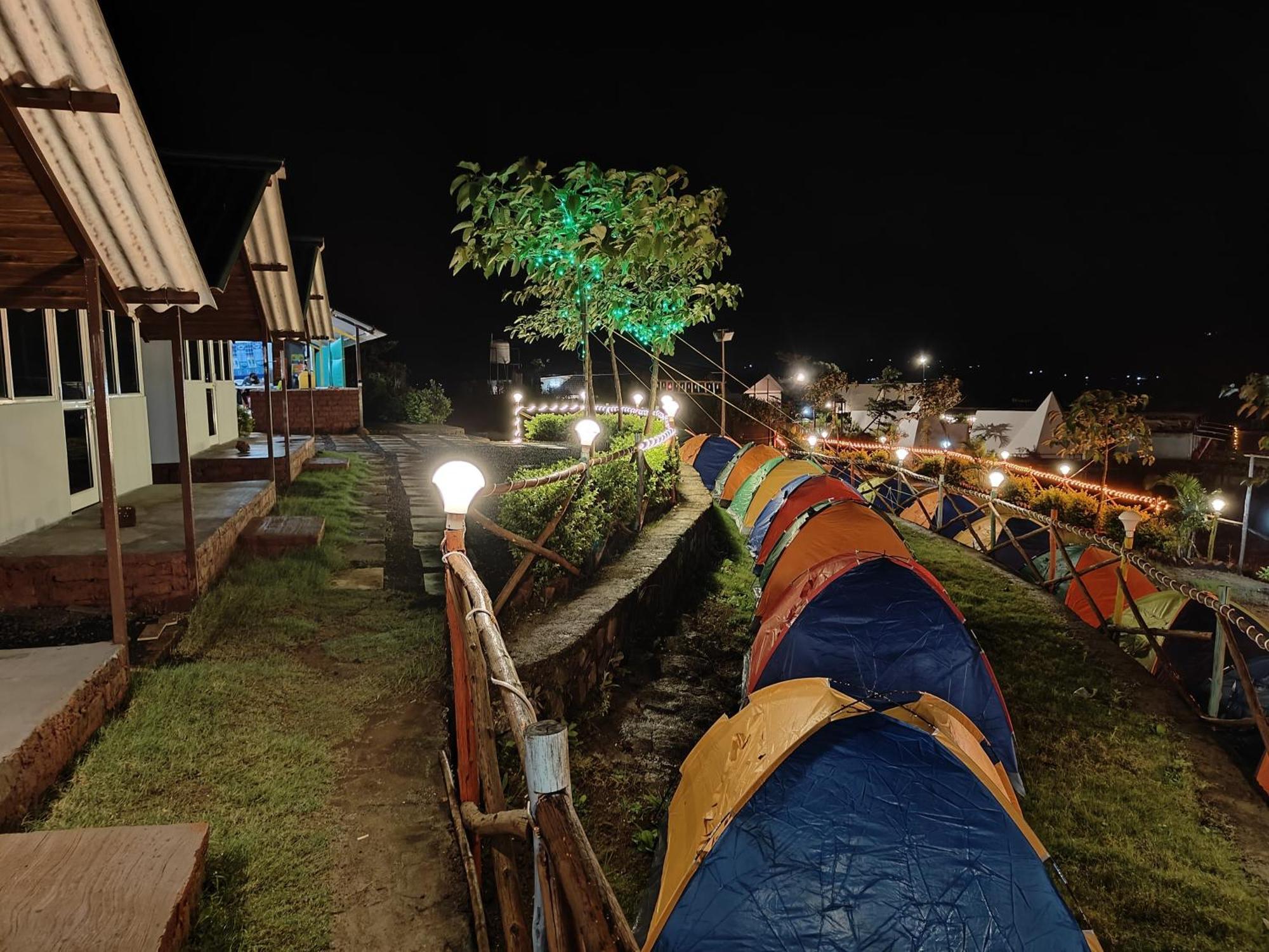 Shelby Pawana Lake Cottages & Camping Tents Lonavala Ngoại thất bức ảnh