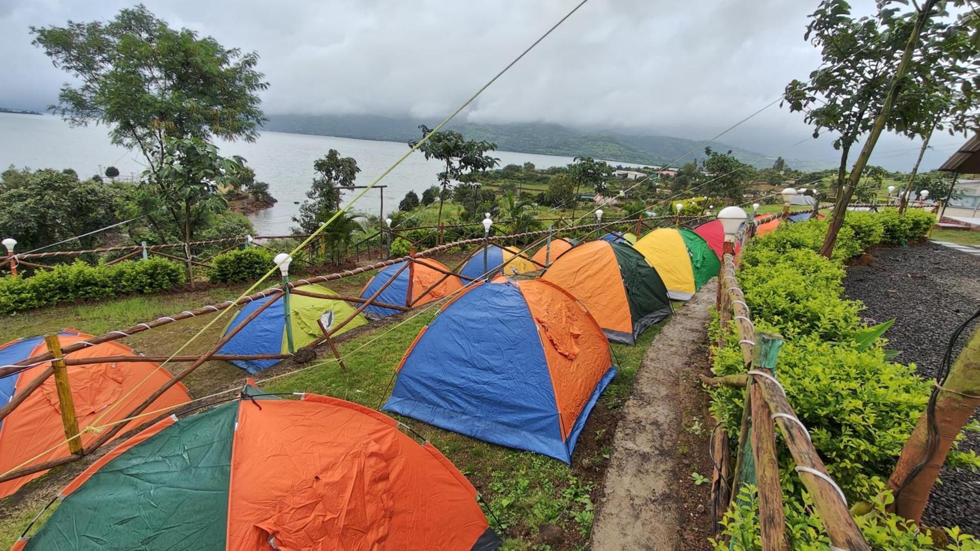 Shelby Pawana Lake Cottages & Camping Tents Lonavala Ngoại thất bức ảnh