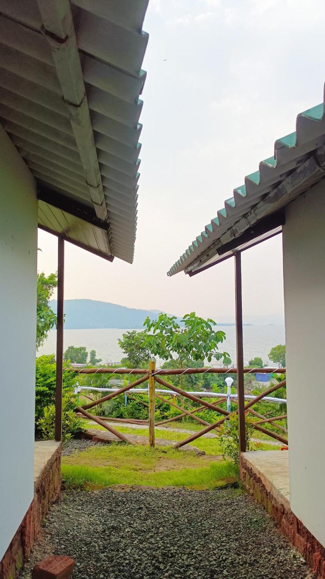 Shelby Pawana Lake Cottages & Camping Tents Lonavala Ngoại thất bức ảnh